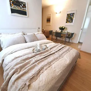 Corso Vercelli Apartamento