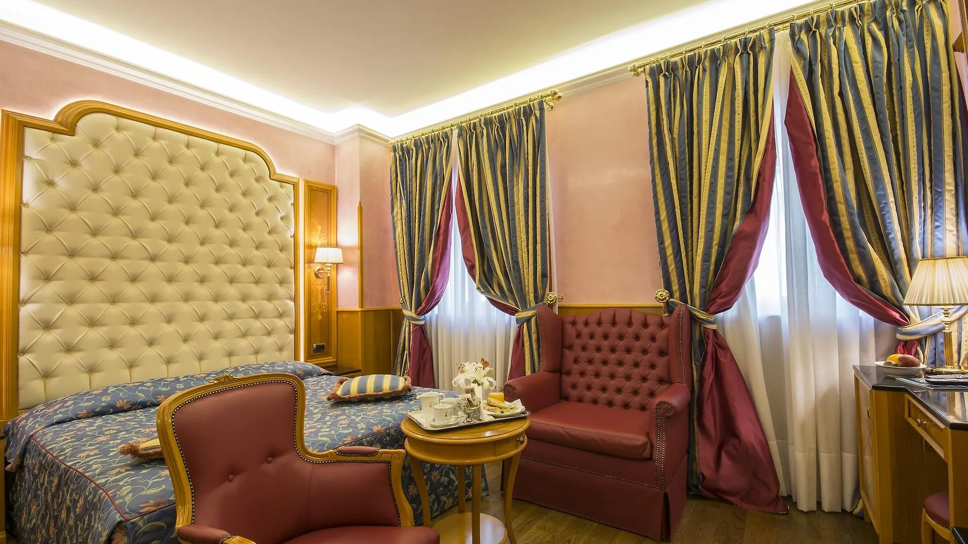 ****  Hotel Vittoria Milán Italia