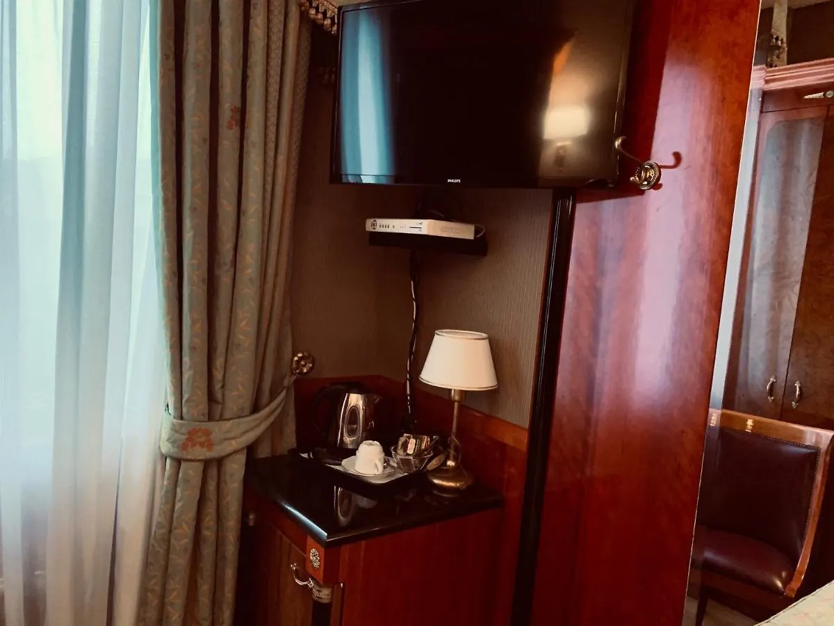 ****  Hotel Vittoria Milán Italia