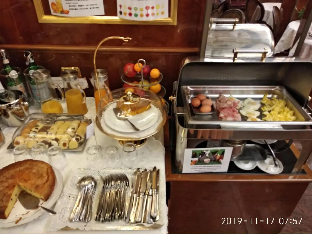 Hotel Vittoria Milán 4*,