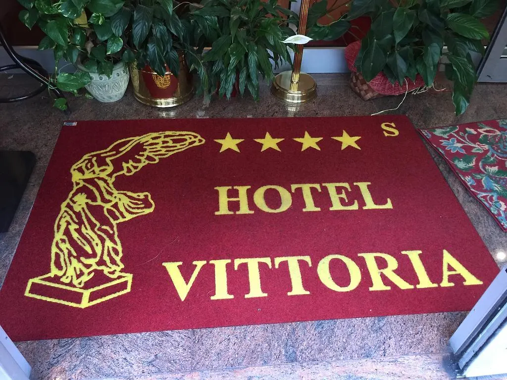 Hotel Vittoria Milán 4*,
